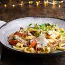 Carbonaraz z grillowanym kurczakiem